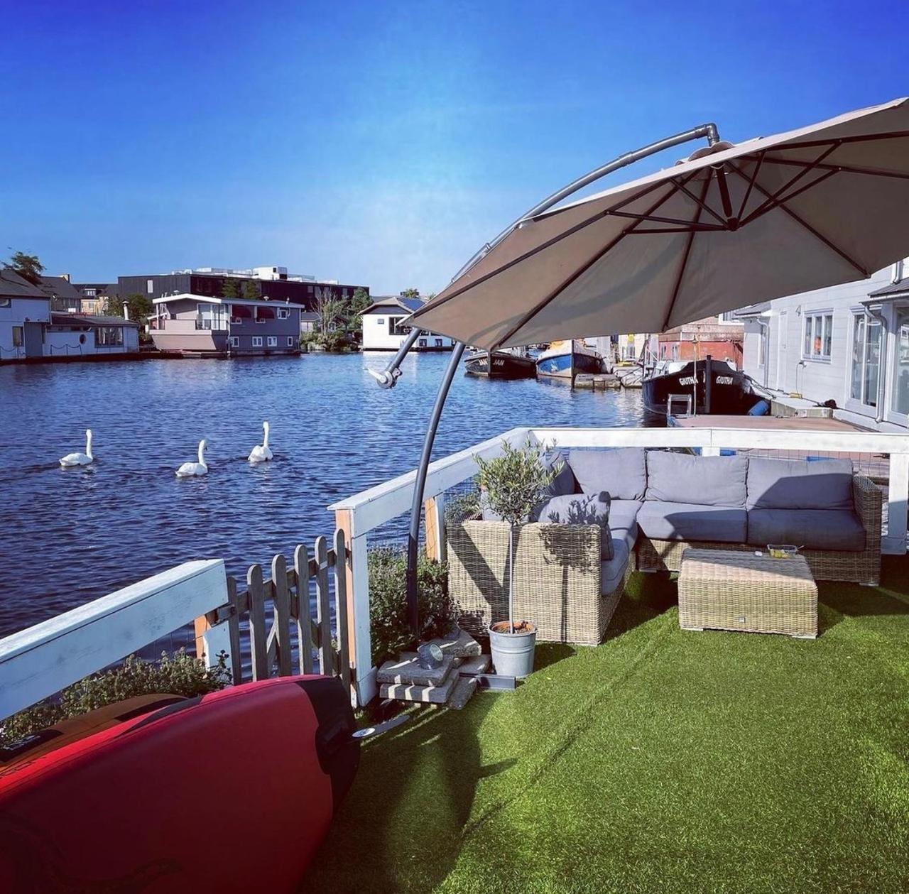 Amster Houseboat Bed Without Breakfast Bed & Breakfast Amsterdam Exterior photo